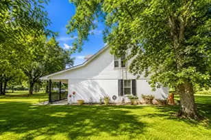 1817 Co Rd 3327, Greenville, TX 75402 - Photo 4
