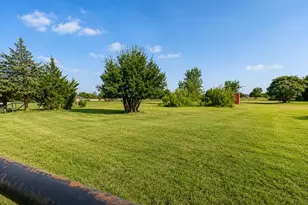 1817 Co Rd 3327, Greenville, TX 75402 - Photo 14