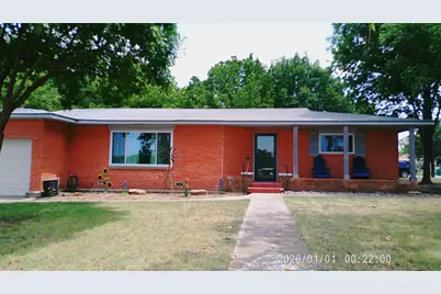 305 Rock Street, Bowie, TX 76230 - Photo 36