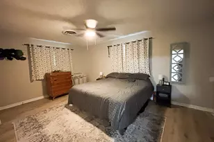 305 Rock St, Bowie, TX 76230 - Photo 18
