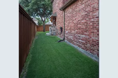 14709 Holly Leaf Drive, Frisco, TX 75035 - Photo 12