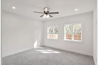 2626 Burger Avenue, Dallas, TX 75215 - Photo 10