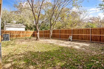2626 Burger Avenue, Dallas, TX 75215 - Photo 14