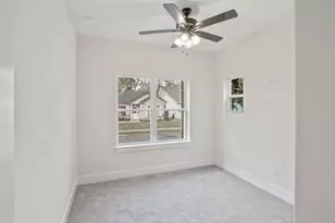 2626 Burger Ave, Dallas, TX 75215 - Photo 8