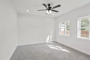 2626 Burger Ave, Dallas, TX 75215 - Photo 12