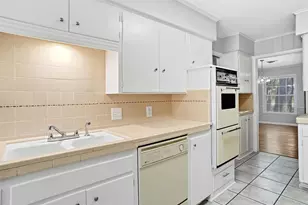 900 Live Oak St, Denton, TX 76209 - Photo 10
