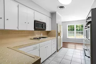 900 Live Oak St, Denton, TX 76209 - Photo 8