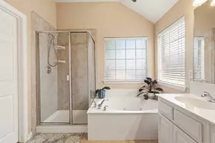 2601 Navasota Dr, Little Elm, TX 75068 - Photo 16