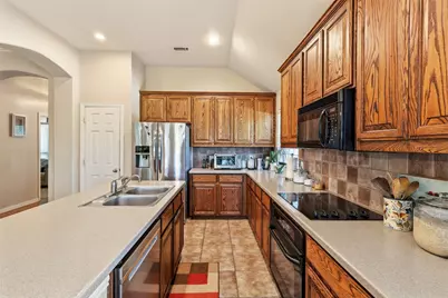 2601 Navasota Drive, Little Elm, TX 75068 - Photo 12