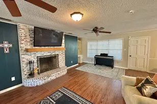 1785 Cypress Ln, Canton, TX 75103 - Photo 4