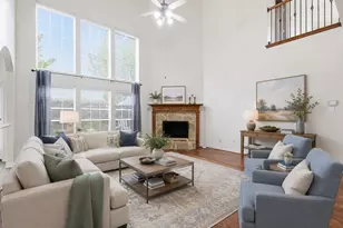 2305 Trickling Creek Dr, Garland, TX 75041 - Photo 2