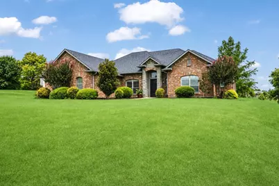 146 Derby Drive, Van Alstyne, TX 75495 - Photo 2