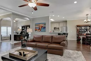 146 Derby Dr, Van Alstyne, TX 75495 - Photo 8
