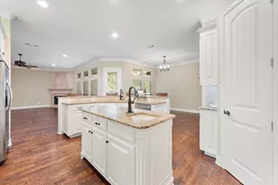2808 Country Club Rd, Pantego, TX 76013 - Photo 4