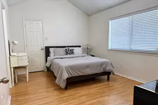2530 Stresa Ln, Grand Prairie, TX 75052 - Photo 18
