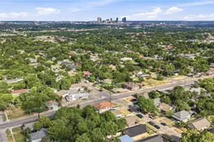 3204 Avenue L, Fort Worth, TX 76105 - Photo 12