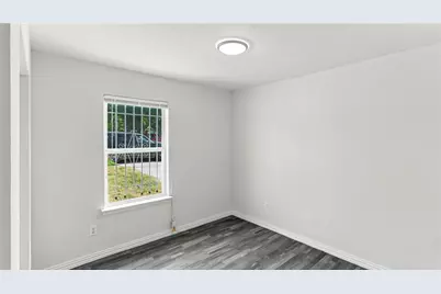 3204 Avenue L, Fort Worth, TX 76105 - Photo 12