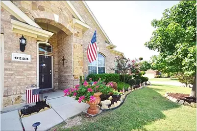 9223 Wild River Drive, Arlington, TX 76002 - Photo 2