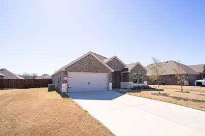 1833 Pecan Valley Drive, Kaufman, TX 75142 - Photo 2