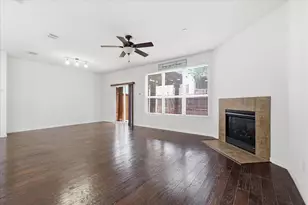 2649 Jacobson Dr, Lewisville, TX 75067 - Photo 8