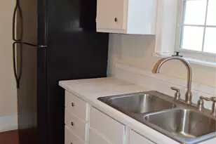 1403 Bonham St, Commerce, TX 75428 - Photo 6