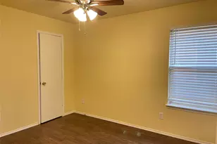 5548 Spring Ridge Dr, Watauga, TX 76137 - Photo 4