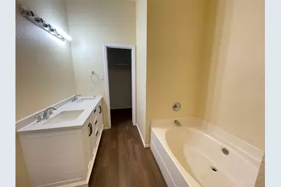 5548 Spring Ridge Drive, Watauga, TX 76137 - Photo 16