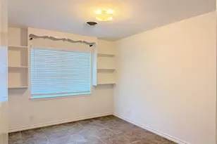 1207 Cherokee St, Arlington, TX 76012 - Photo 10