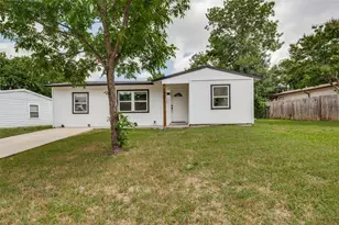 1301 Cardinal St, Arlington, TX 76010 - Photo 4