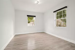1301 Cardinal St, Arlington, TX 76010 - Photo 16