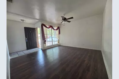 6811 Marla Drive, Dallas, TX 75217 - Photo 10