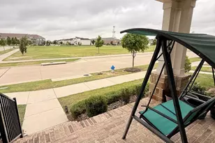 11346 Sugarlands Dr, Frisco, TX 75035 - Photo 2