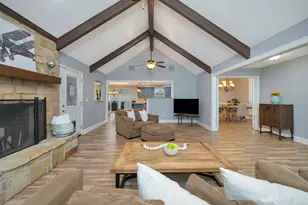 9 Wentworth Ct, Trophy Club, TX 76262 - Photo 4