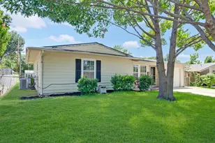 2632 Wicker Ave, Farmers Branch, TX 75234 - Photo 2