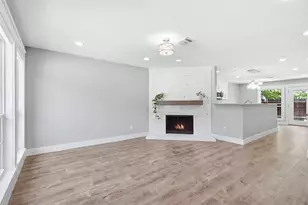 184 Merlin Way, Euless, TX 76039 - Photo 2