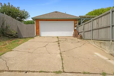 1216 Bold Forbes Drive, Grand Prairie, TX 75052 - Photo 26