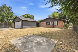 12319 Sunland St, Dallas, TX 75218 - Photo 34