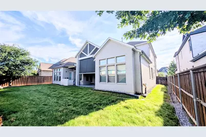 8933 Frostweed Road, Frisco, TX 75035 - Photo 16