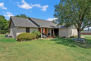 101 Brown Dr, Eddy, TX 76524 - Photo 32