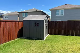601 Colgate Cir, Princeton, TX 75407 - Photo 32