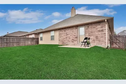 10040 Daly Drive, Fort Worth, TX 76053 - Photo 12