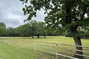 296 E Bluff Springs Rd, Fort Worth, TX 76108 - Photo 22