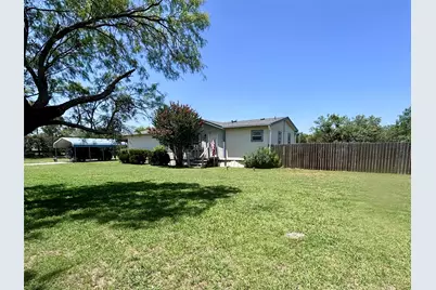 606 W 16th Street, Cisco, TX 76437 - Photo 2