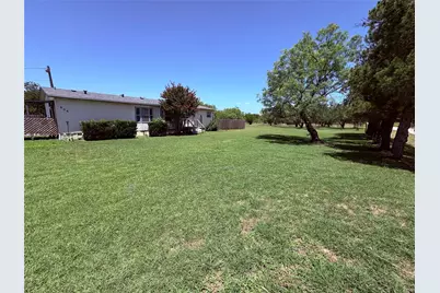 606 W 16th Street, Cisco, TX 76437 - Photo 4