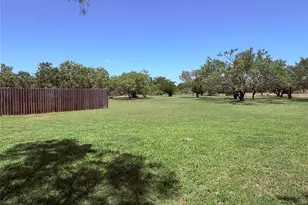 606 W 16th St, Cisco, TX 76437 - Photo 8