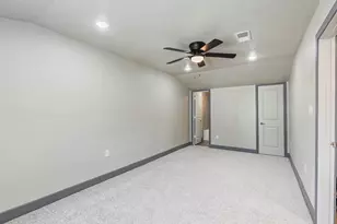 239 Halsey St, Dallas, TX 75224 - Photo 12