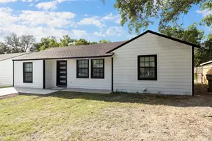 239 Halsey St, Dallas, TX 75224 - Photo 2