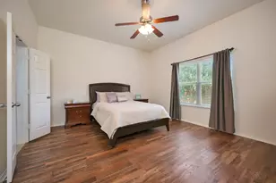 15724 Landing Creek Ln, Fort Worth, TX 76262 - Photo 8