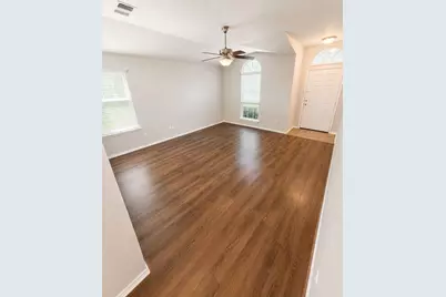 6632 La Sol Lane, Waco, TX 76712 - Photo 4