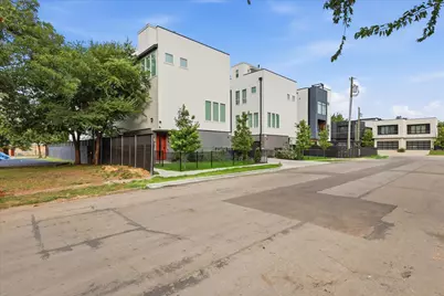 2015 California Drive #104, Dallas, TX 75204 - Photo 1